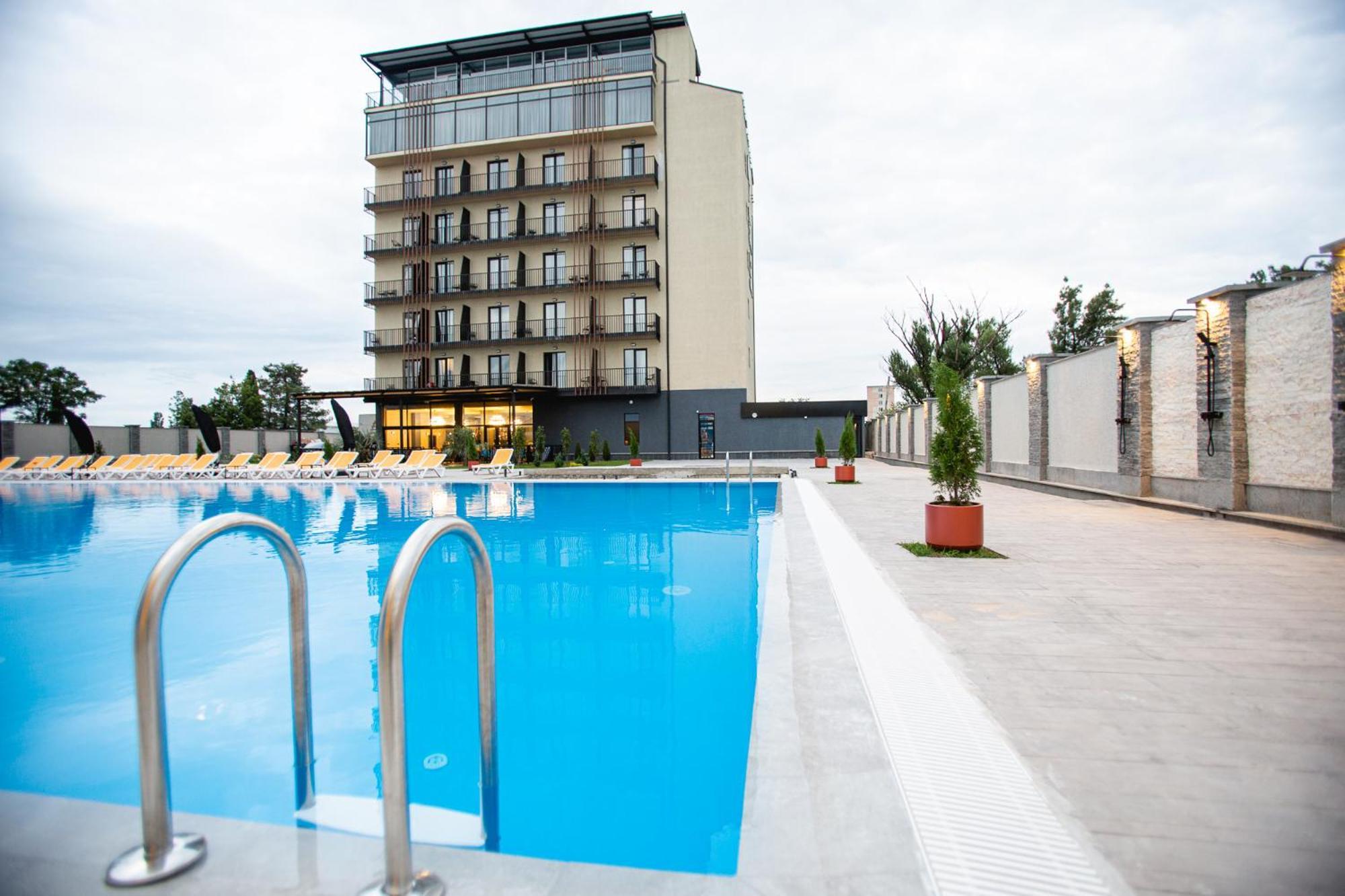 West Inn Georgia Kutaisi Bagian luar foto